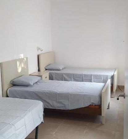 Pis Carretera Santa Pau Apartment Olot Luaran gambar